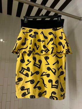 RARE Jeremy Scott 2007 Smiley Smiling Music Notes peplum skirt